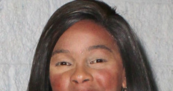 Lark Voorhies Steps Out With Unusual Makeup Malfunction—See the Pic